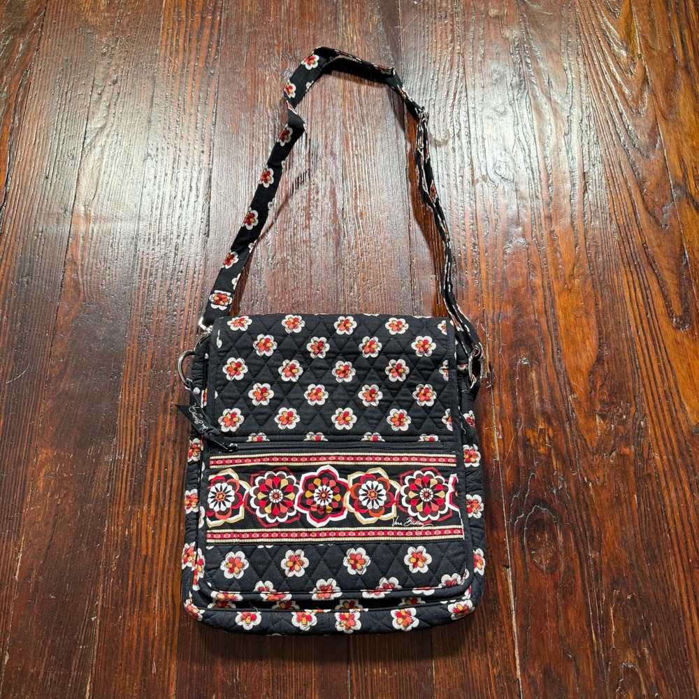 Vera Bradley Crossbody Messenger Bag Purse Black Floral Pirouette Retired